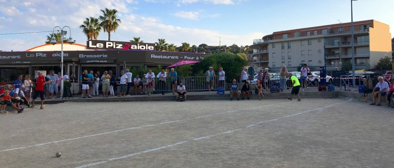 LE PIZZAIOLE - Restaurant italien Cavalaire - Cavalaire-sur-mer