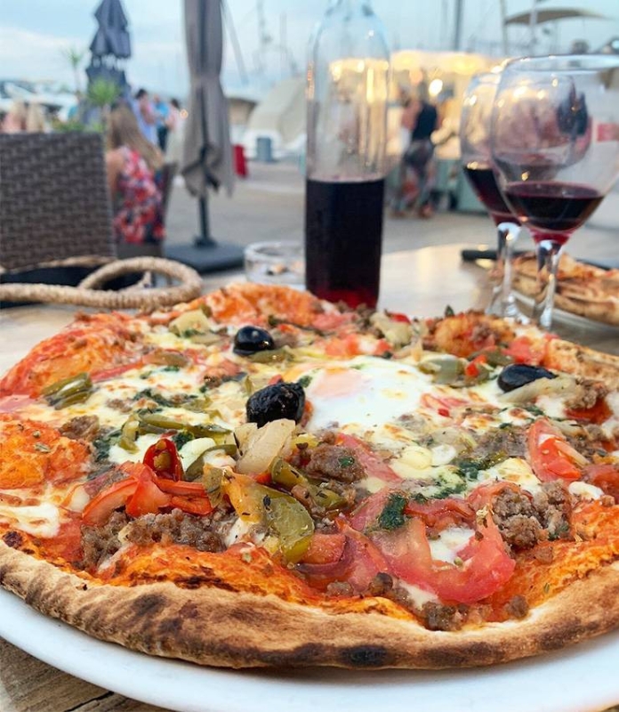 Le Restaurant - Pizzeria - LE PIZZAIOLE - Restaurant Cavalaire sur Mer port